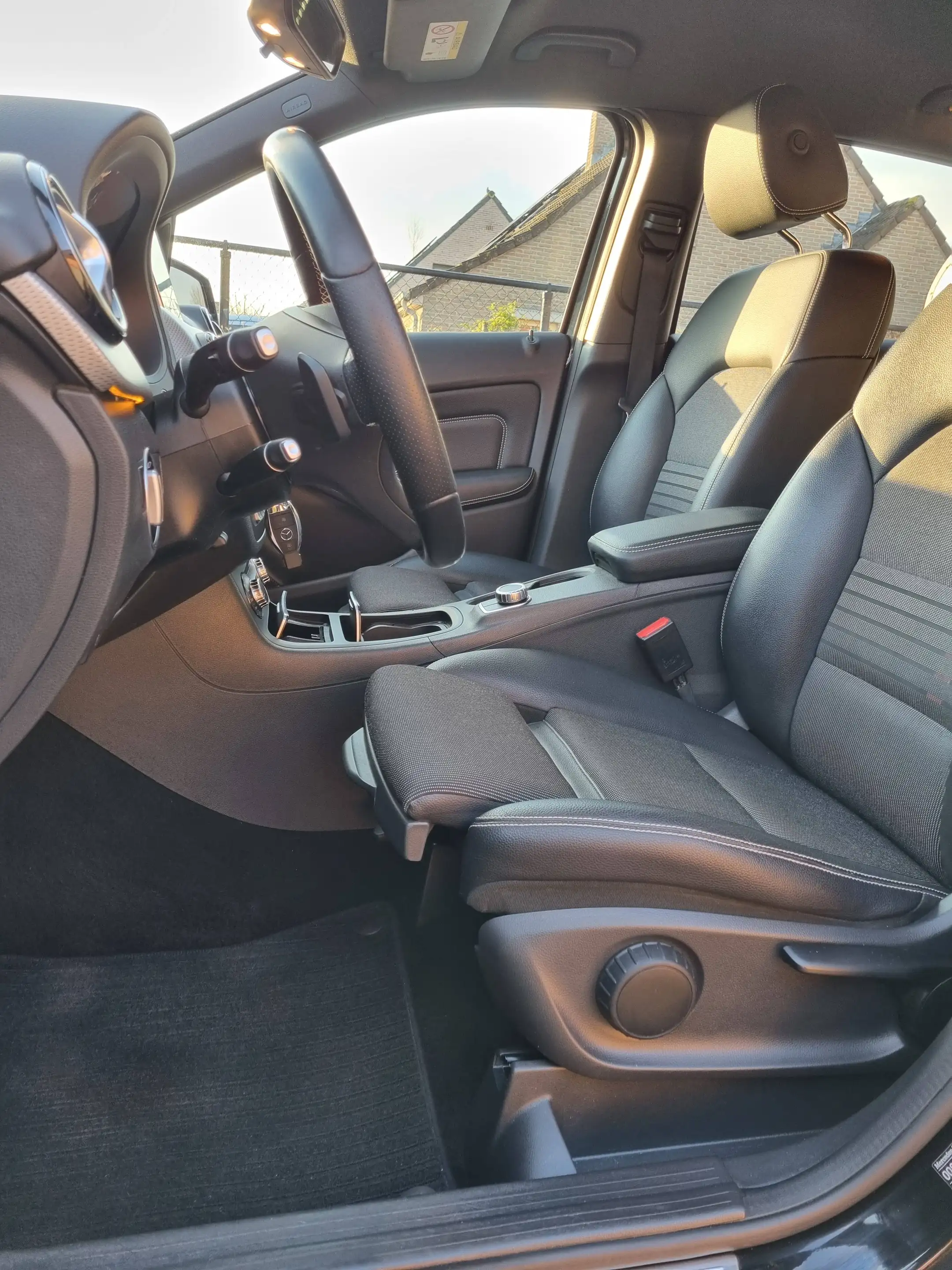Mercedes-Benz B 180 Urban/Progressive — photo 14
