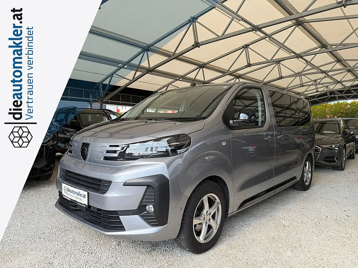 Peugeot Traveller Business BlueHDi 180 EAT8 Grau - 1