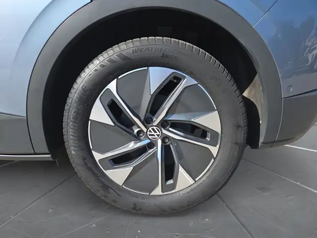 Volkswagen ID.4 view 15