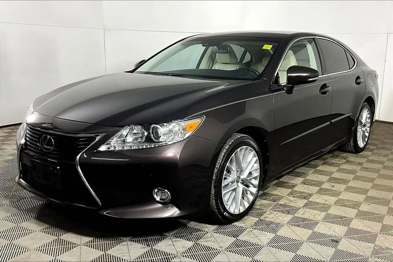 2015 Lexus ES