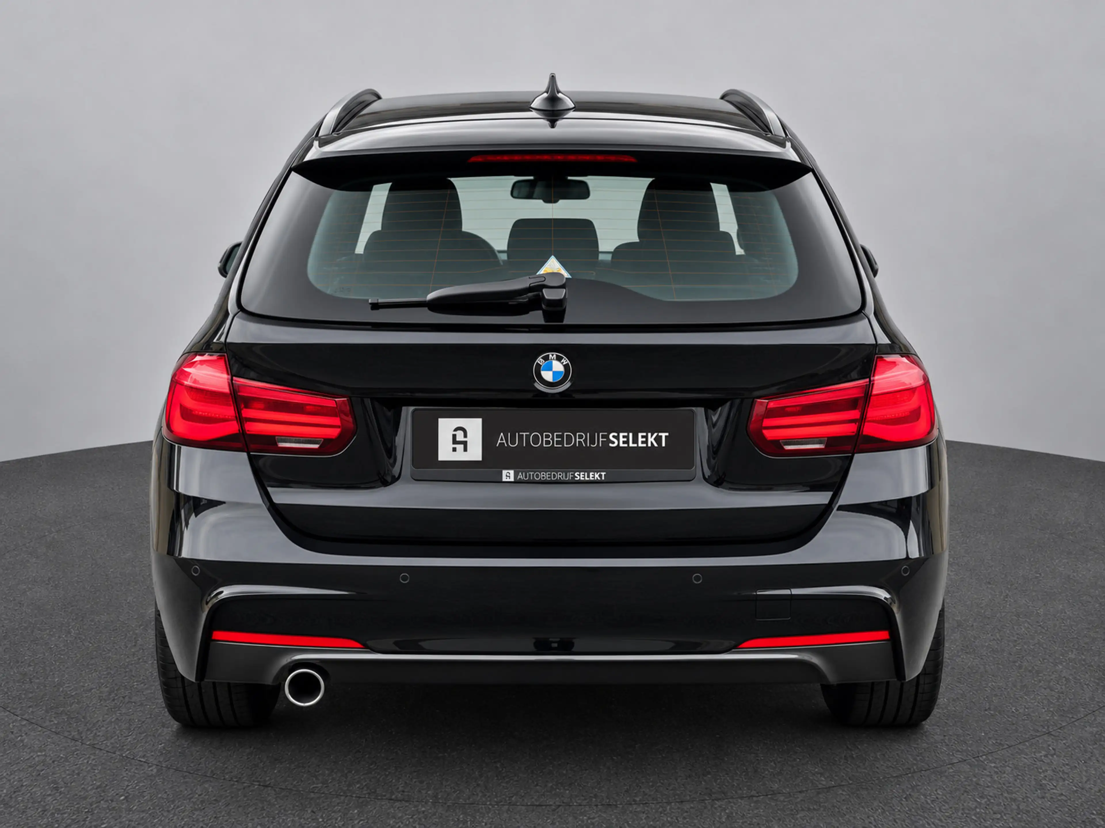 BMW 318 3-serie Touring 318i M-Sport | Panorama | 19 inch — photo 6