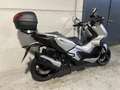 Honda ADV 350 met topcase in mooie staat - thumbnail 3