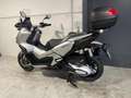 Honda ADV 350 met topcase in mooie staat - thumbnail 9