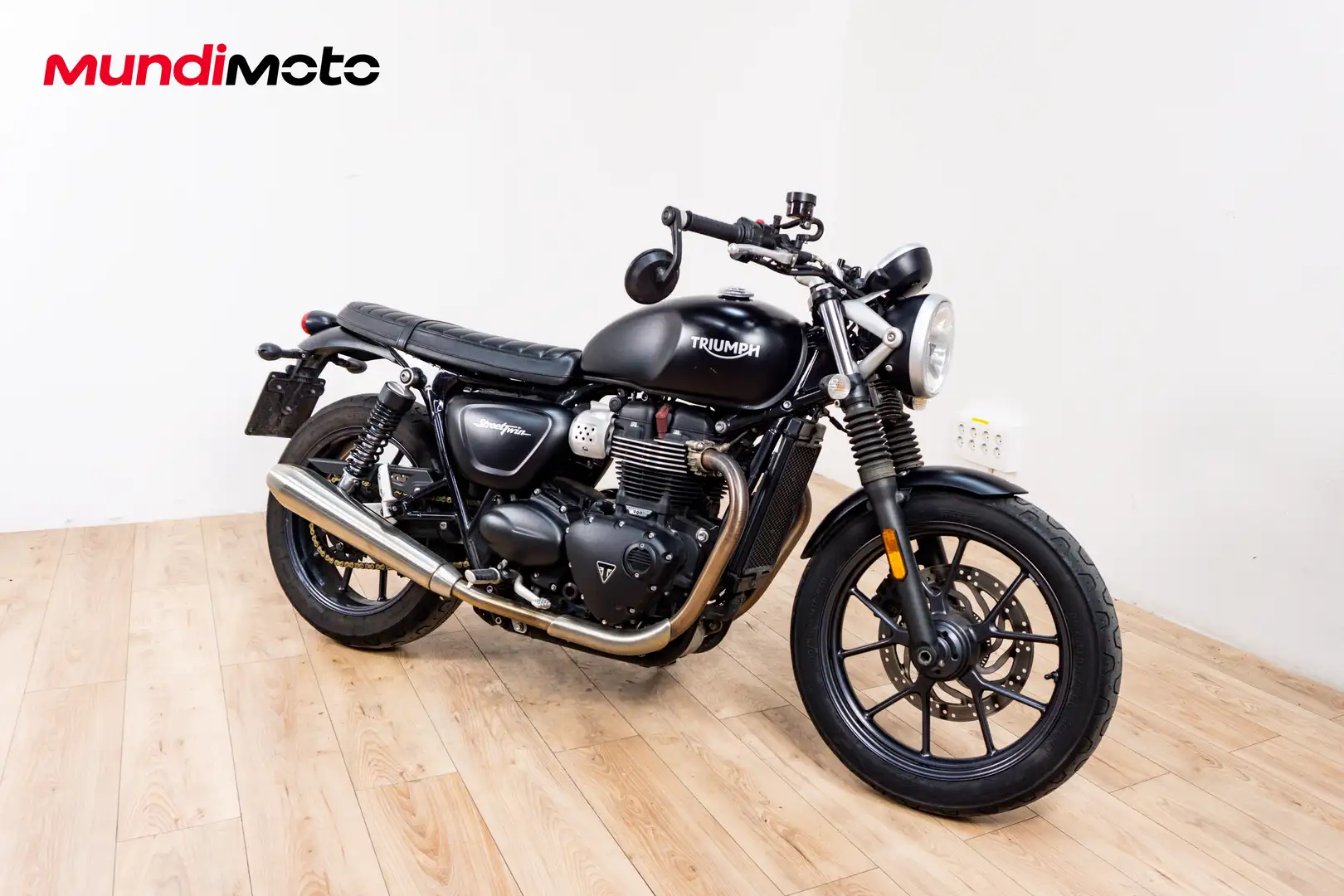 Triumph Street Twin - 2