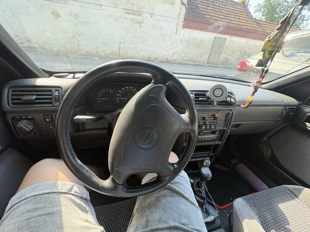 Opel Vectra CDX, foto 4