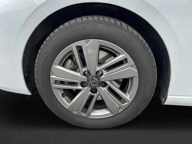 Peugeot 308 SW view 8