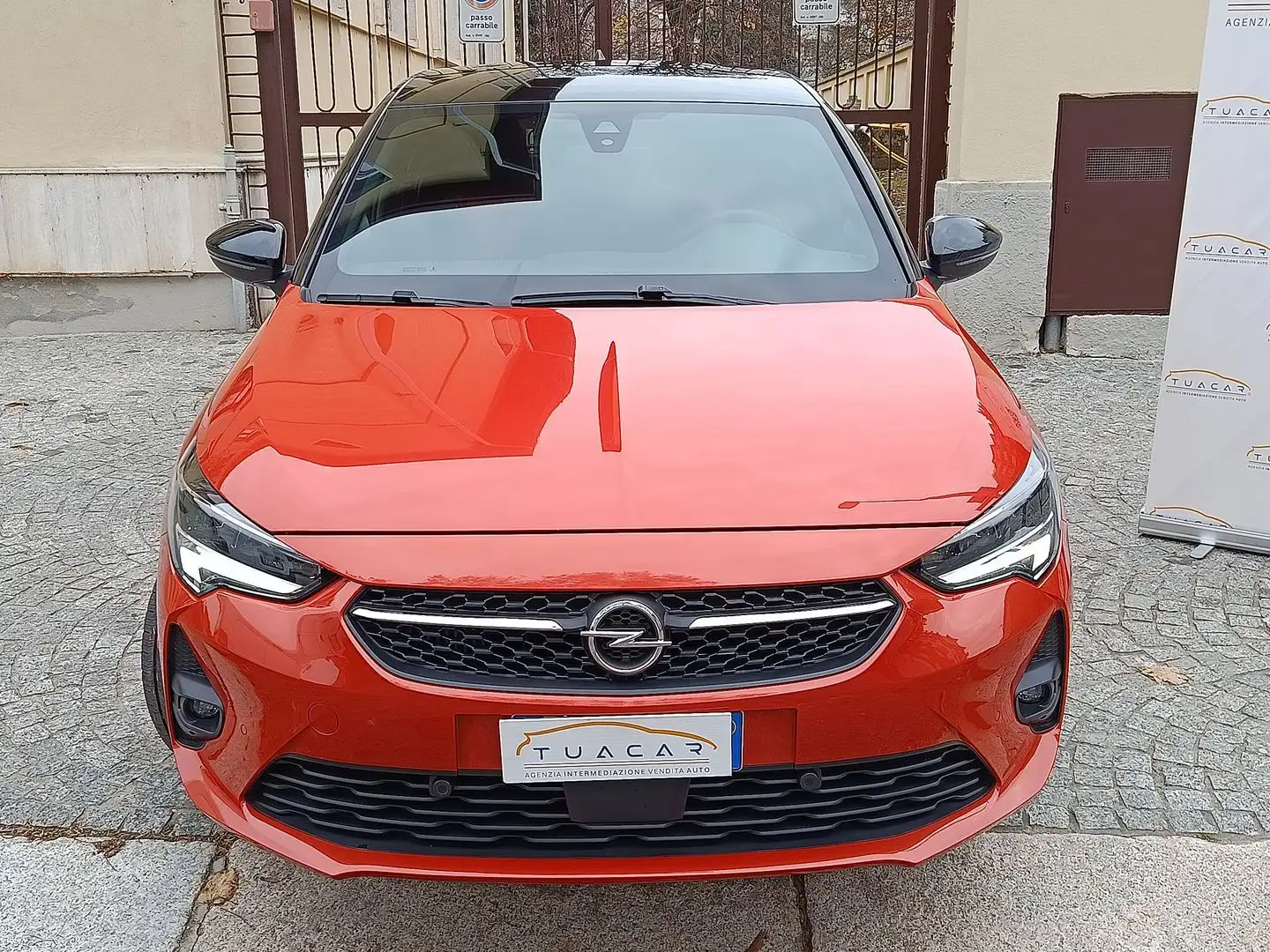 Opel Corsa GS Line 1.2 Direct Injection Turbo Orange - 2