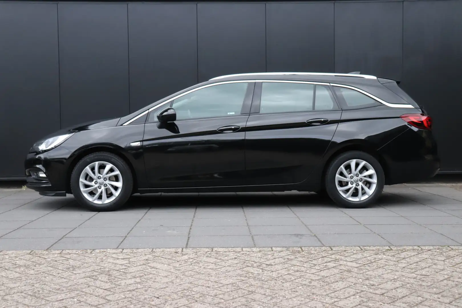 Opel Astra Sports Tourer 1.0 Innovation | TREKHAAK | LMV | PD Zwart - 2