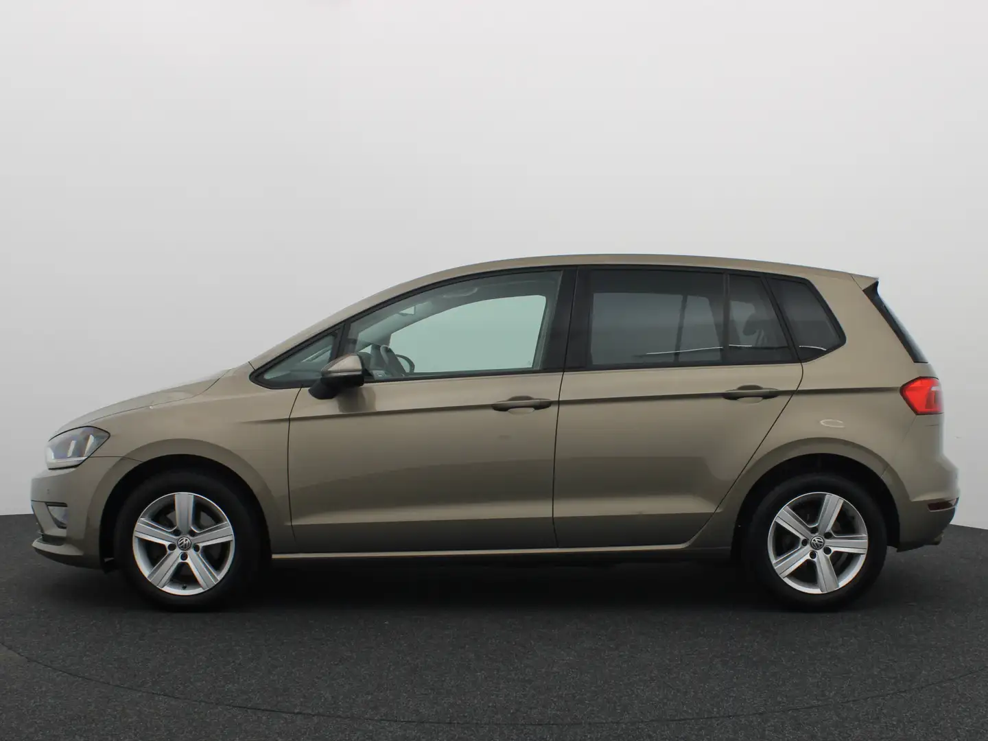 Volkswagen Golf Sportsvan 1.2 TSI Trendline STOELVERW / CLIMA / PDC / ELEK R Bruin - 2