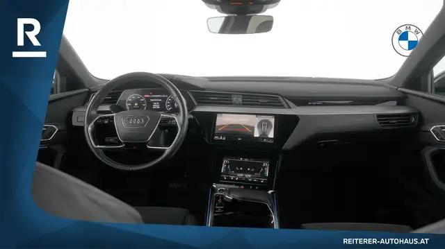 Audi e-tron view 13