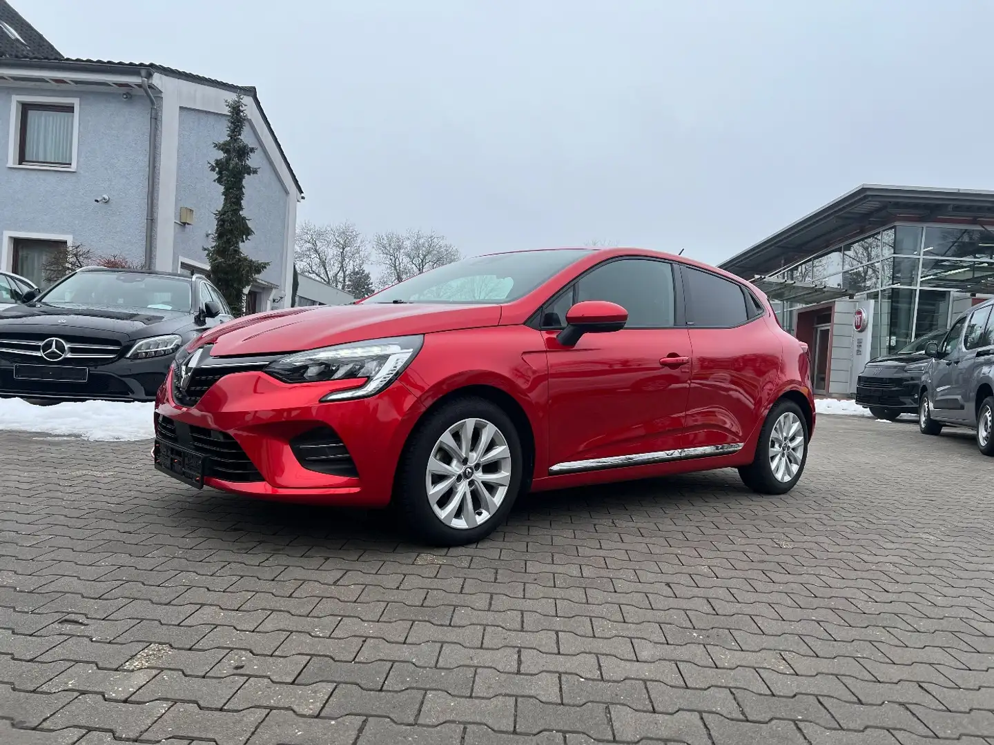 Renault Clio V 1.6 E-TECH 140 Experience LED Navi Sitzh. Rot - 1