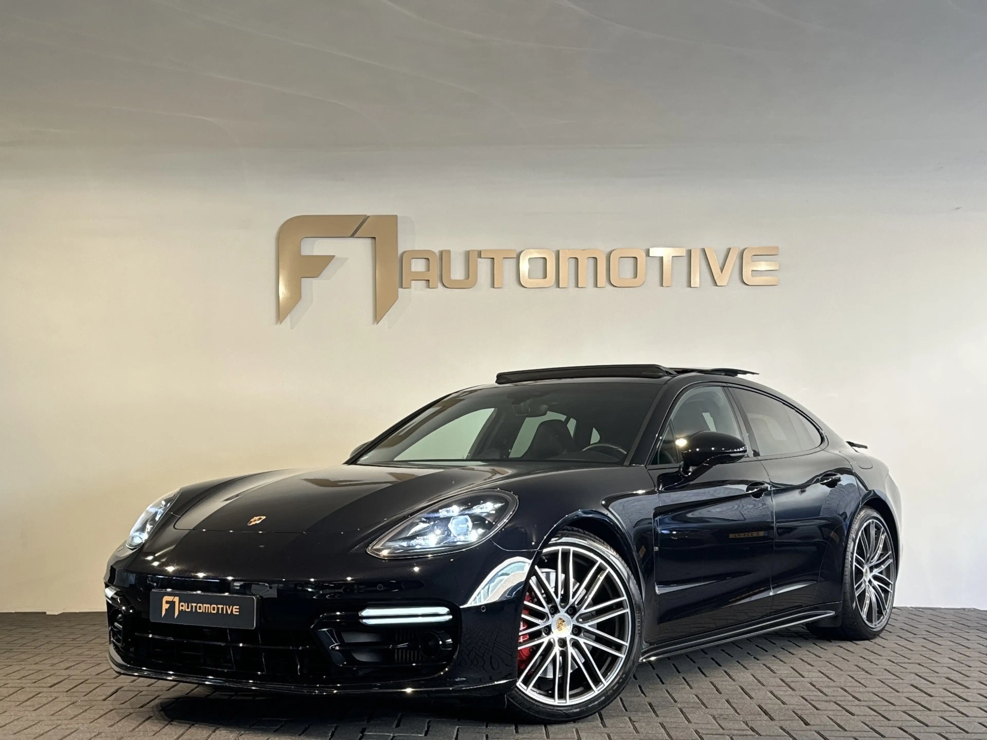 Porsche Panamera 2.9 4 E-Hybrid Pano|Softclose|Sportuitlaat|18Way