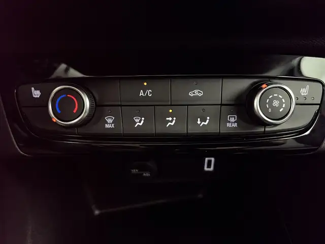 Opel Corsa view 12