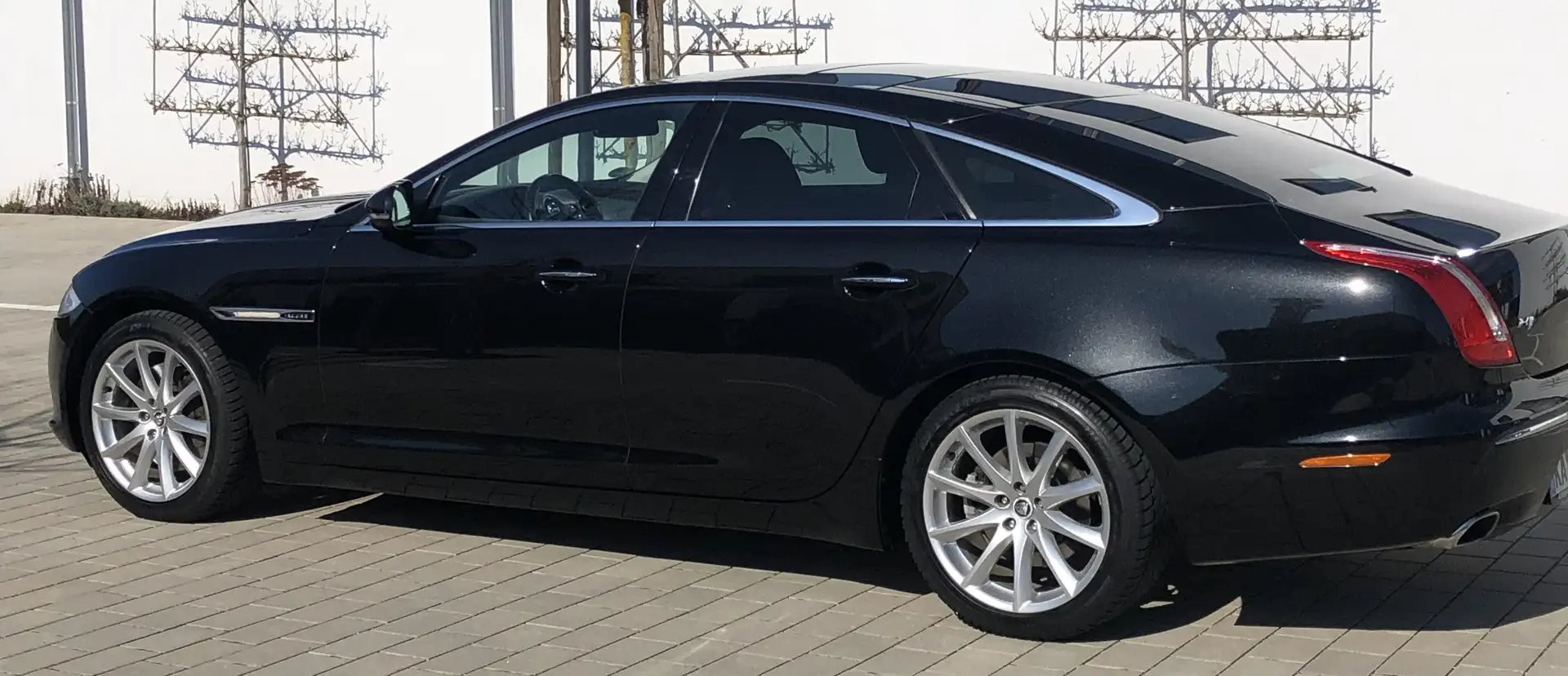 Jaguar XJ XJ 3.0 V6 Diesel S Premium Luxury Fekete - 2