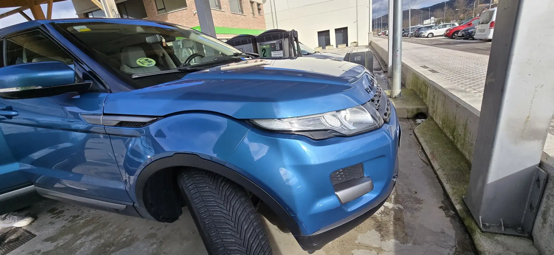 Land Rover Range Rover Evoque 2.2L TD4 Dynamic 4x4 Aut. - 2