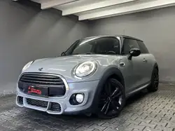 Mini Cooper 1,6 NAVIGATION, LED, PARKTRONIK
