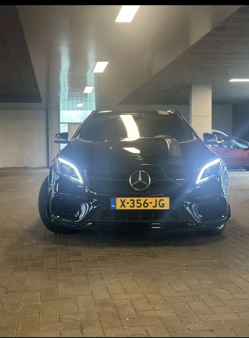 Mercedes-Benz GLA 45 AMG Edition 1 Yellow Night Чорний - 2