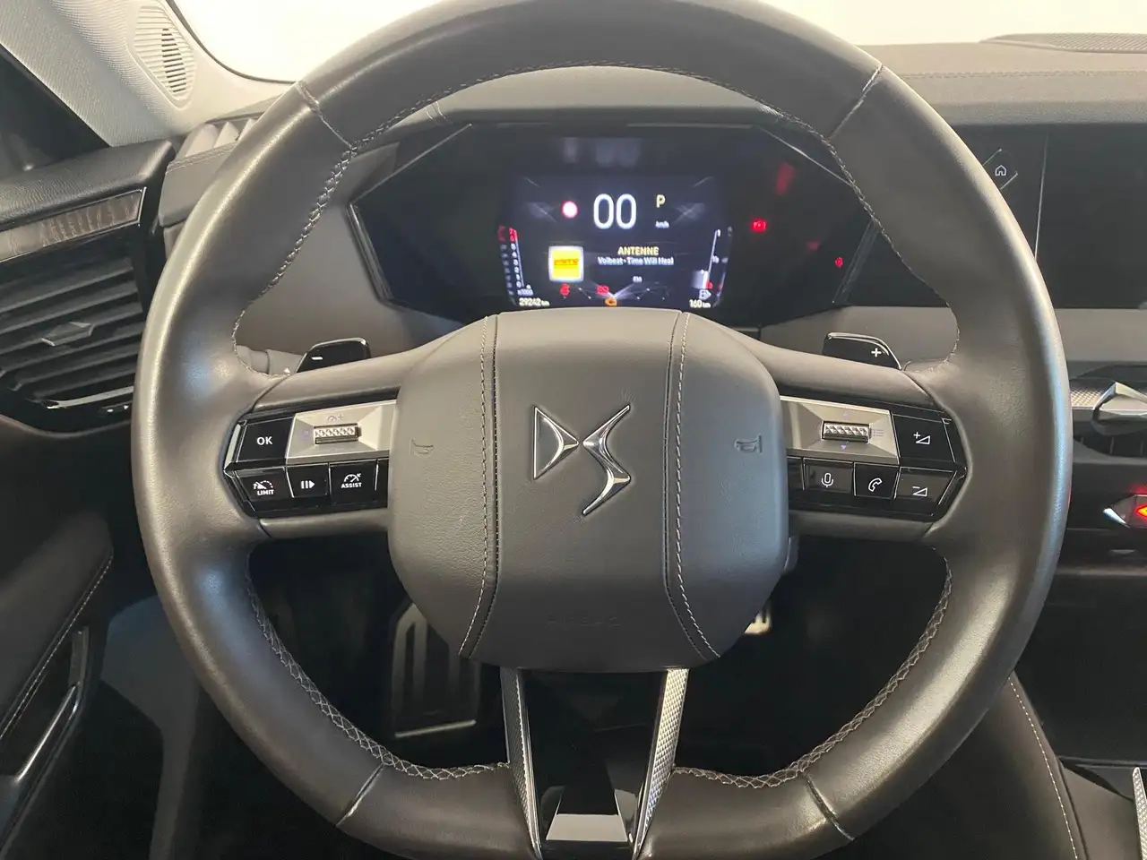 DS Automobiles DS 4 1.2 PureTech 130 Opera S&S LED*ACC*NAVI*RFK 96 ... 7