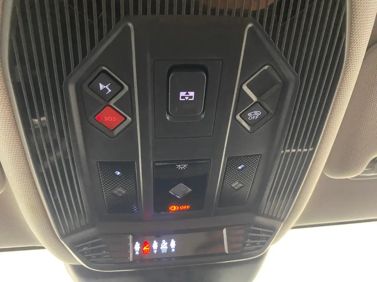 DS Automobiles DS 4 1.2 PureTech 130 Opera S&S LED*ACC*NAVI*RFK 96 ... 24