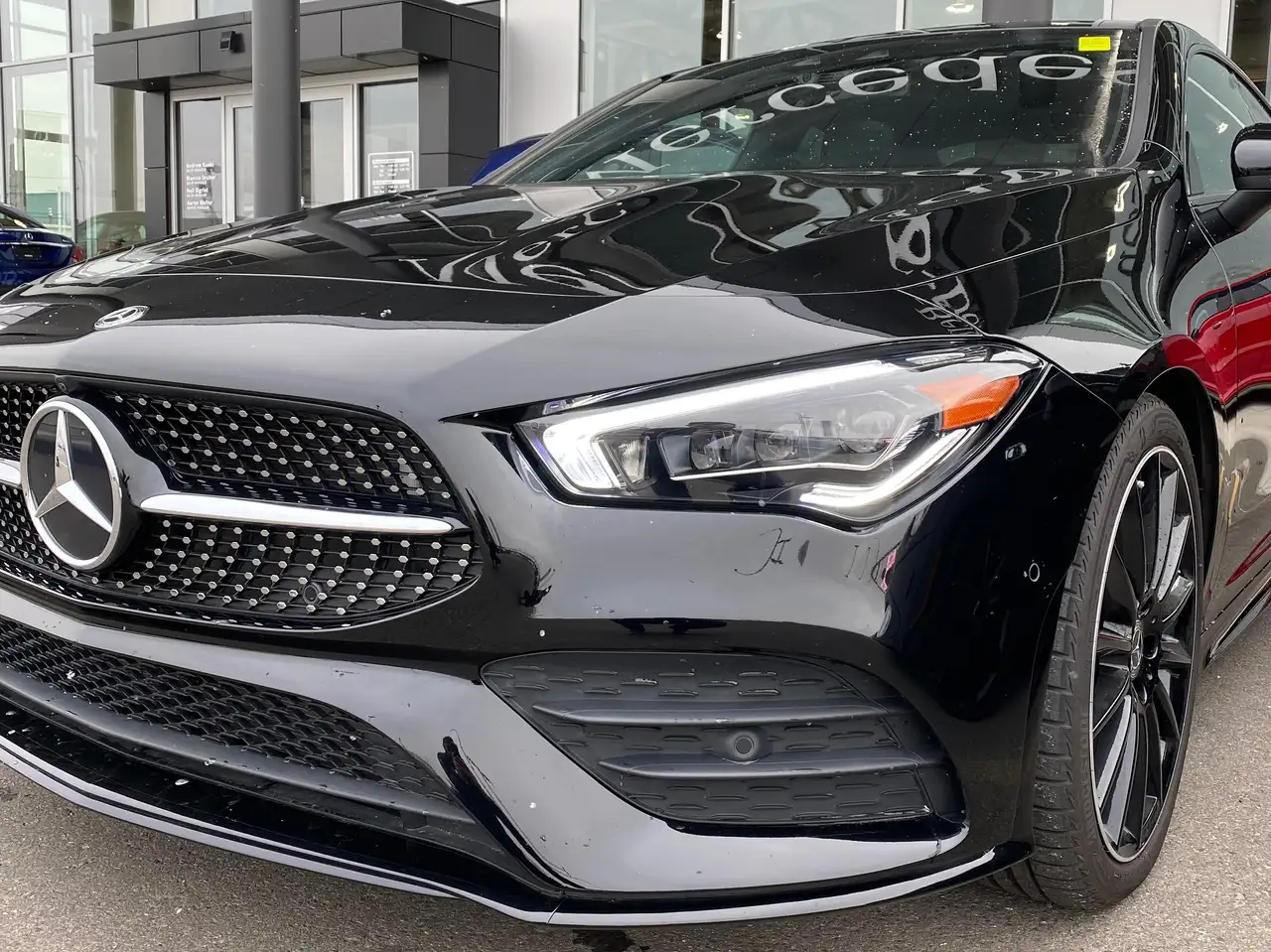 Mercedes-Benz CLA снимка Mercedes-Benz CLA