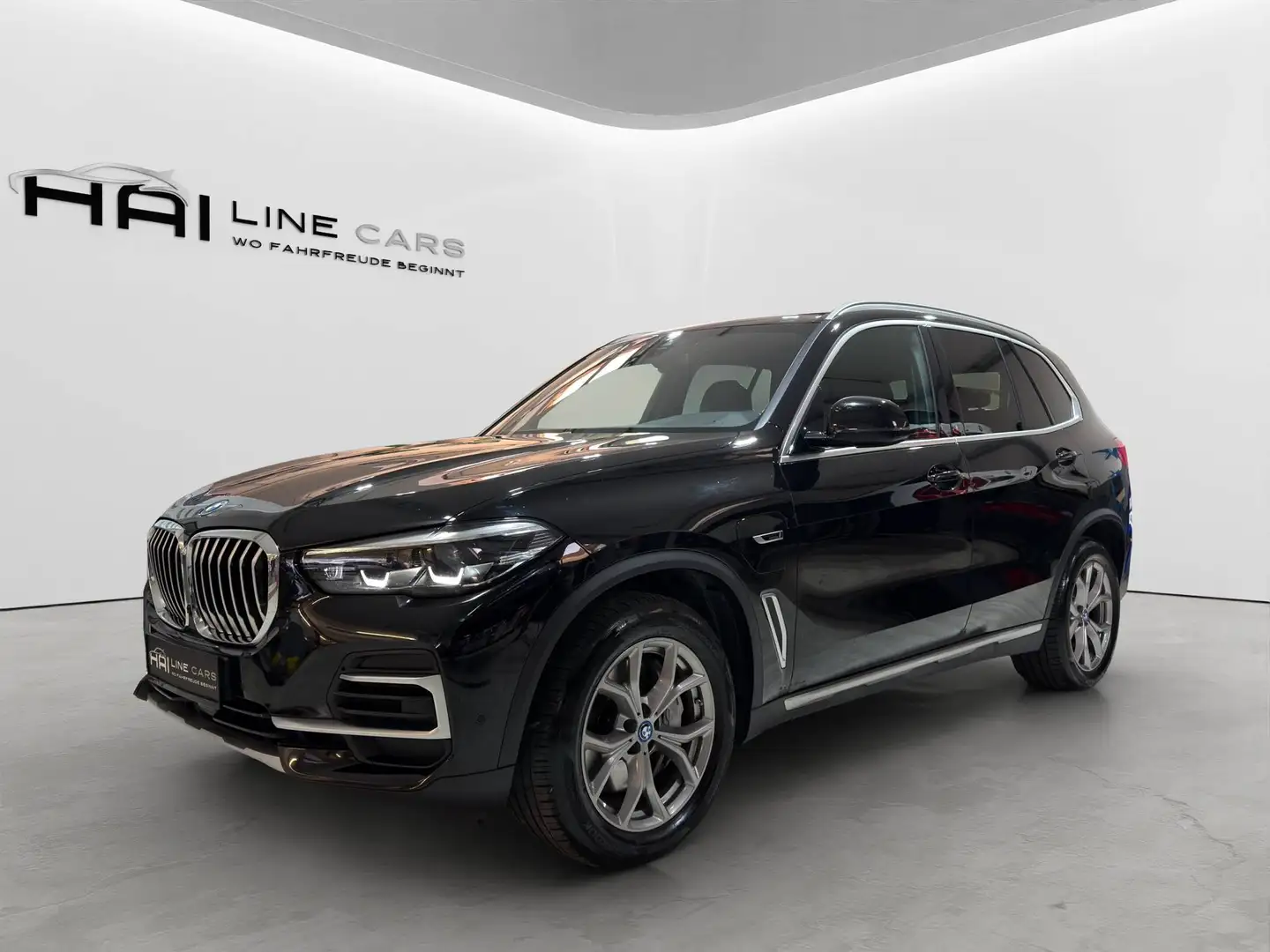BMW X5 xDrive 45 e | Luftfederung | CarPlay | LED | Lenkradheizung | Kamera | Schwarz - 1