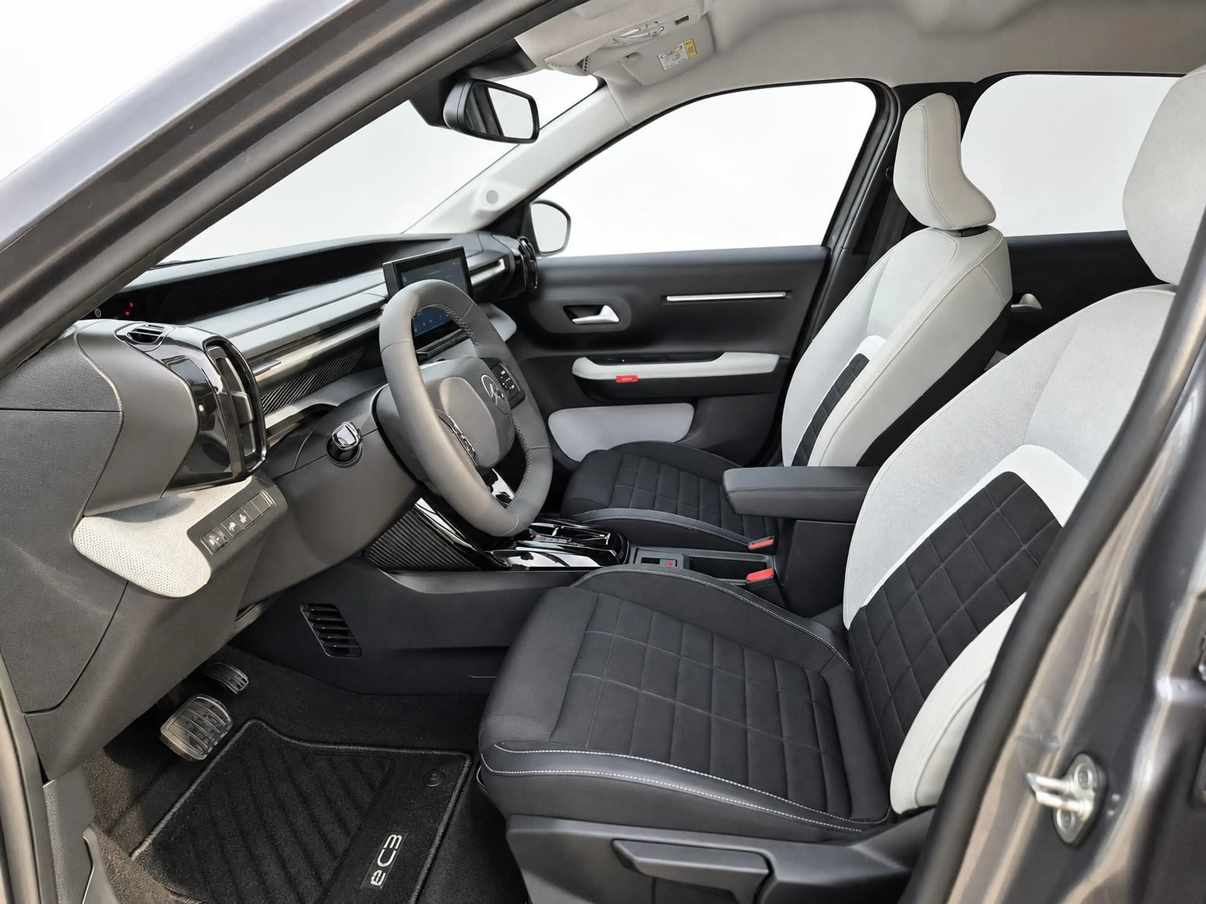 Citroen E-C3 Max 113pk 44 kWh — photo 9