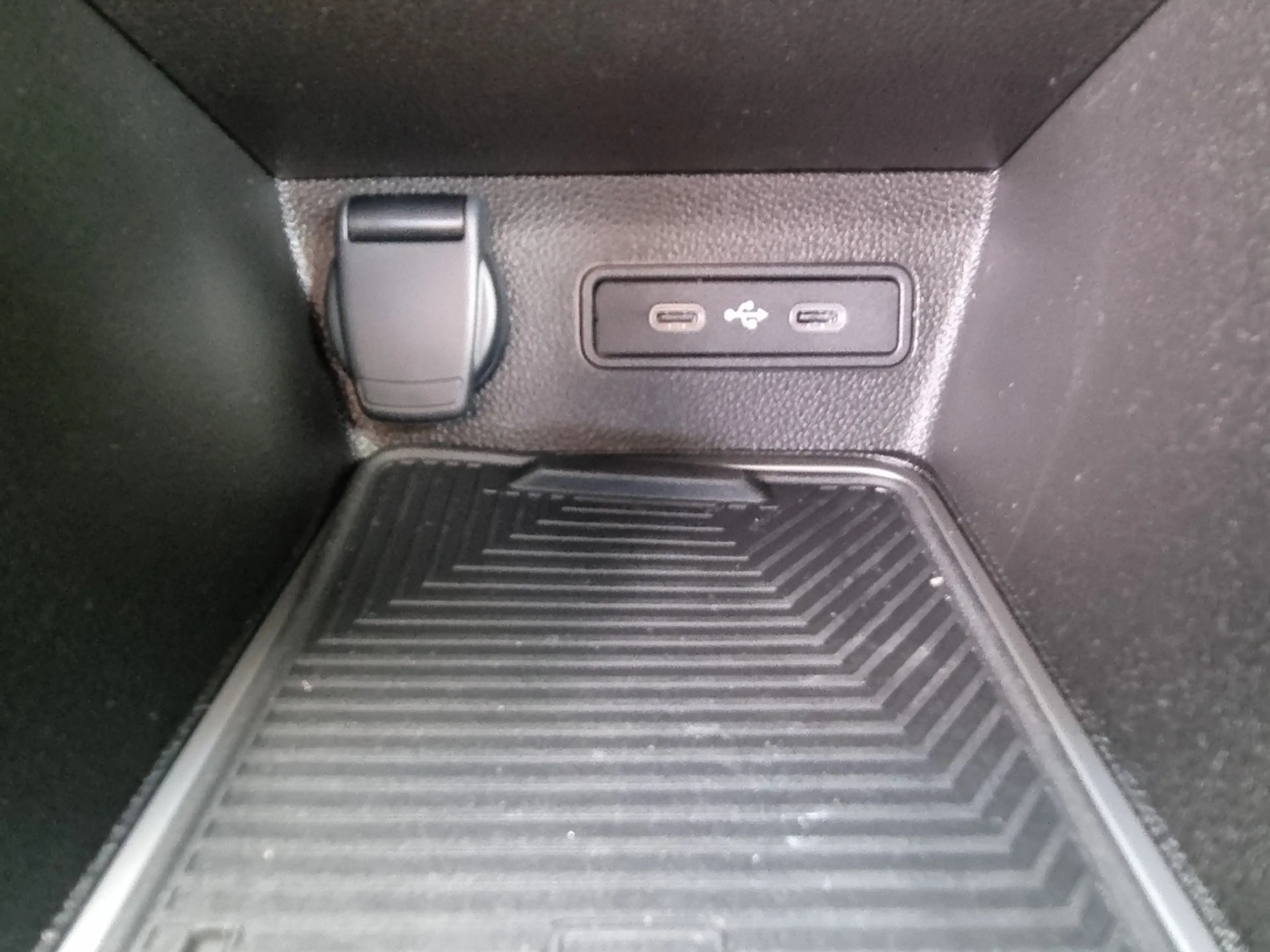 Renault R 4 E-Tech elektrisch Techno 150 Comfort Range — photo 14
