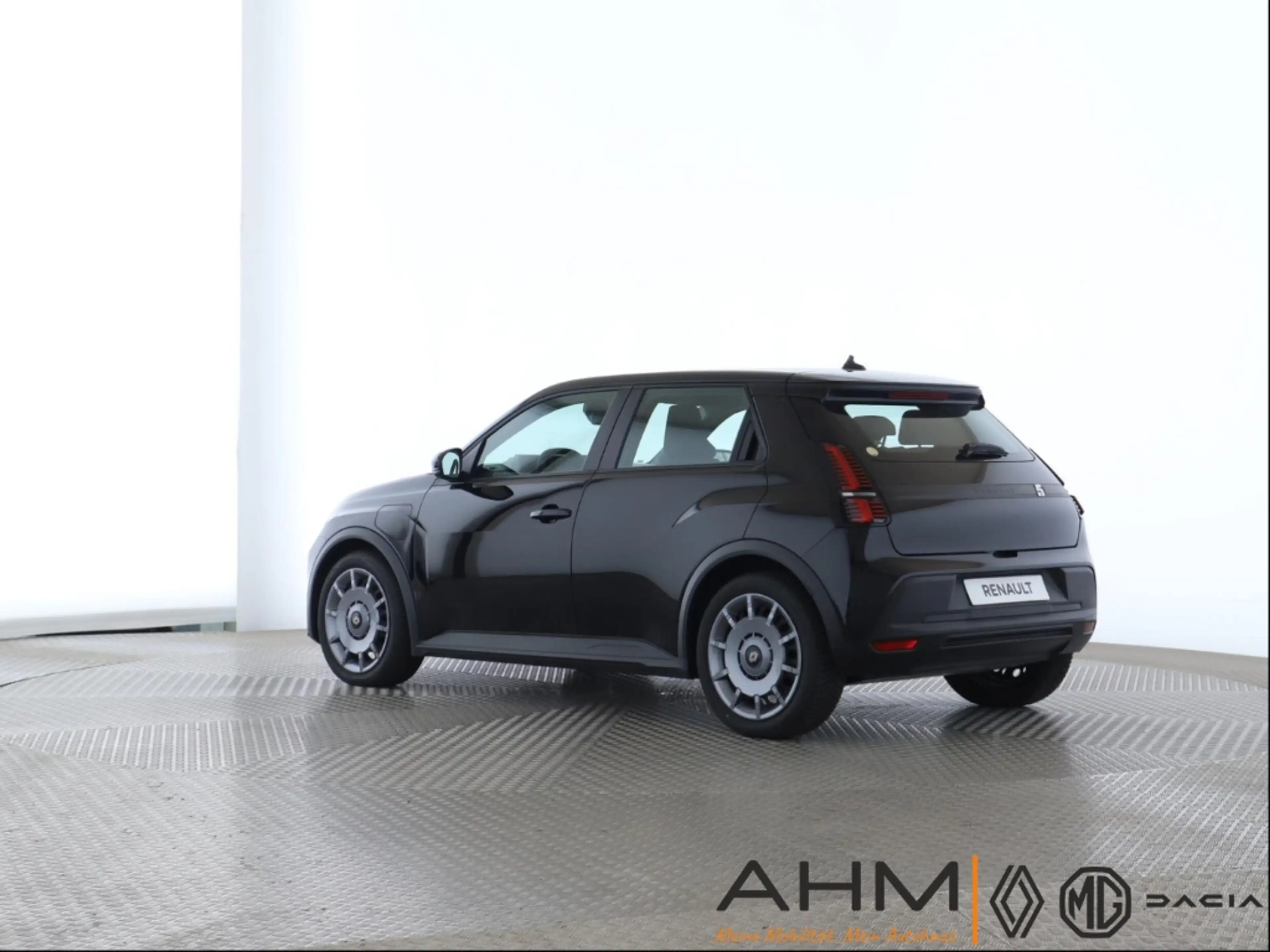 Renault R 5 Electric 120 Urban Range Evolution — photo 3