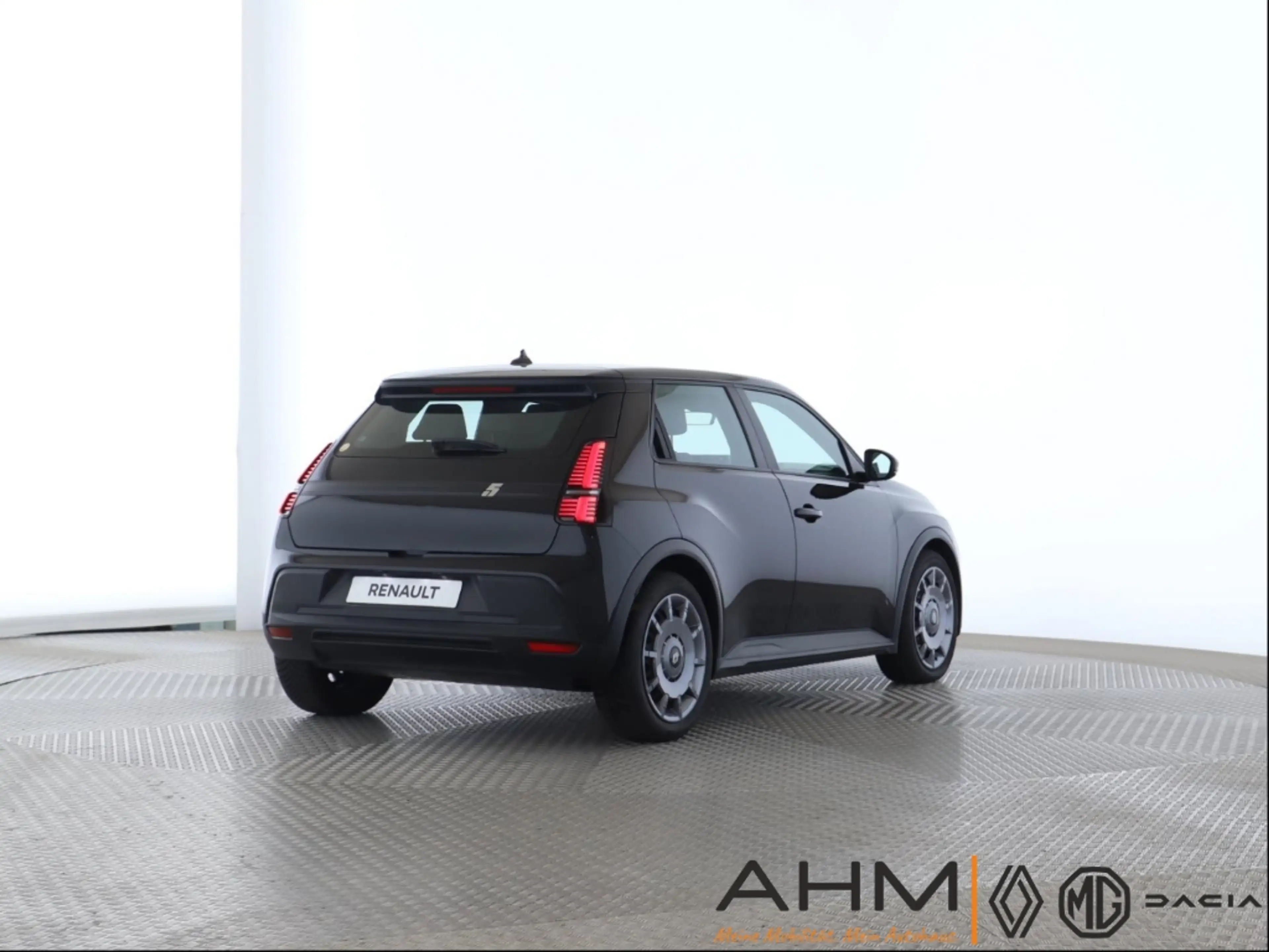 Renault R 5 Electric 120 Urban Range Evolution — photo 4