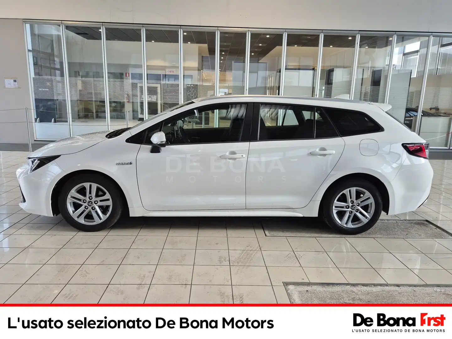 Toyota Corolla touring sports 1.8h business cvt Weiß - 2