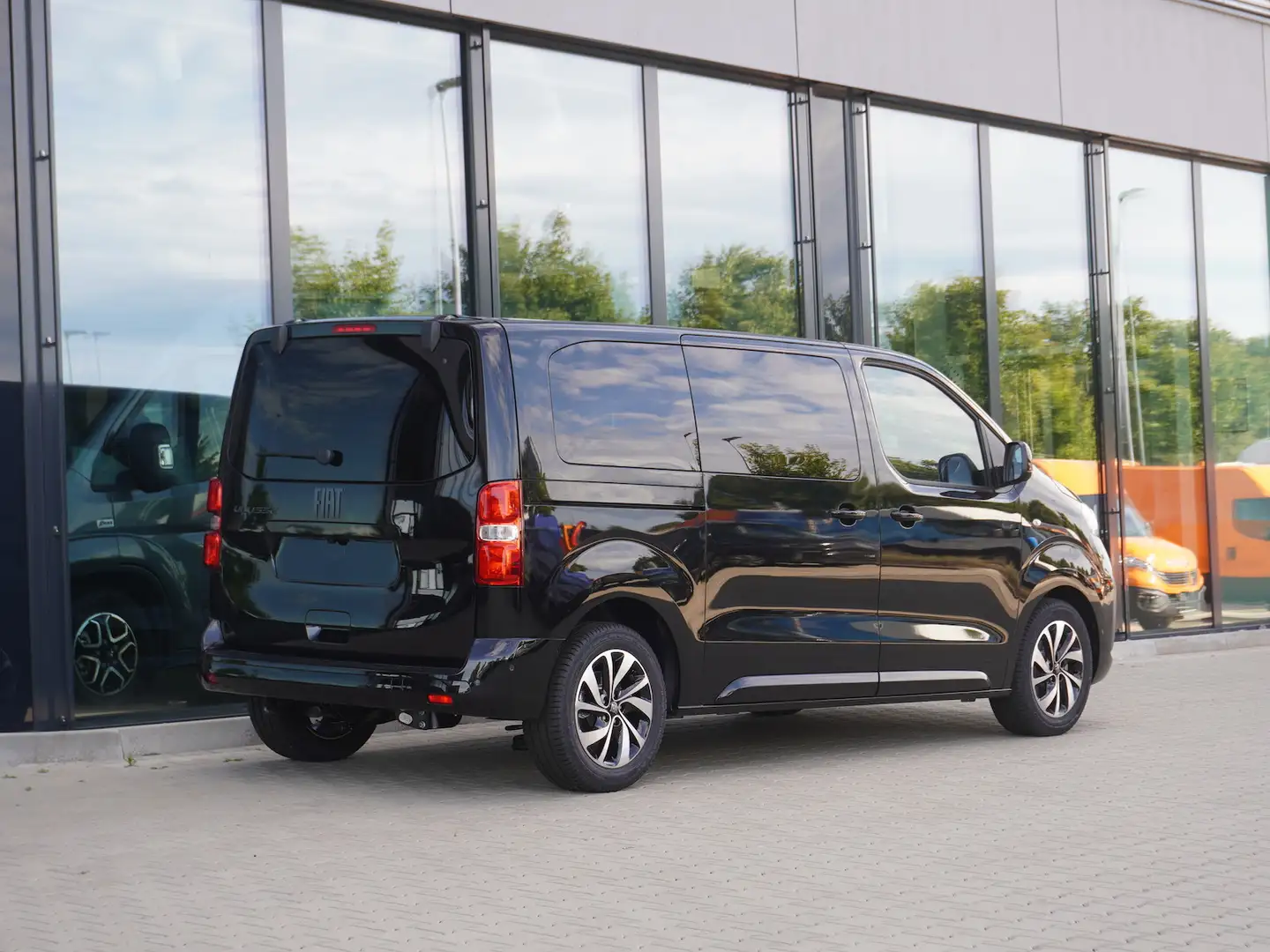 Fiat Ulysse Top 7-Sitzer L2 180 AT / Vollausstattung Noir - 2