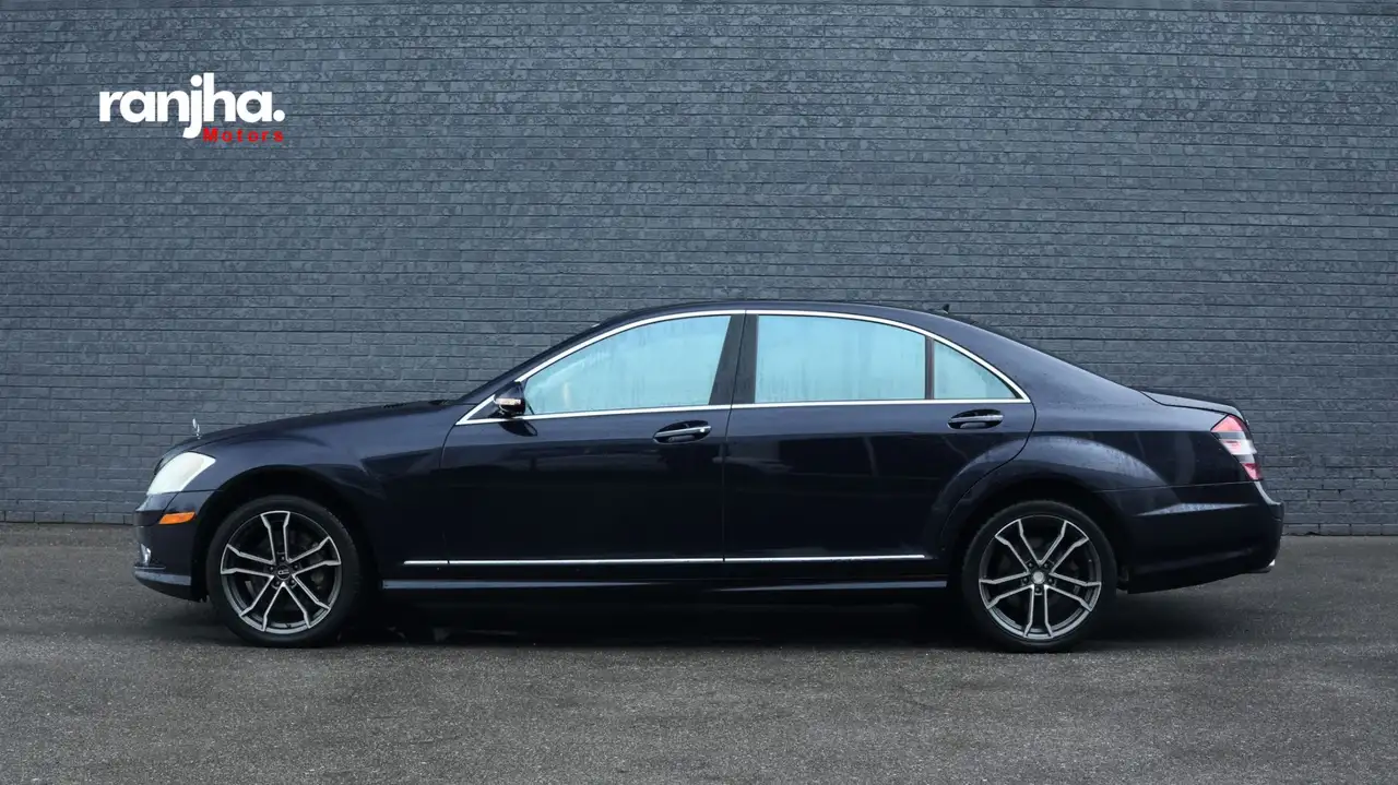 Mercedes-Benz S-Class снимка Mercedes-Benz S-Class