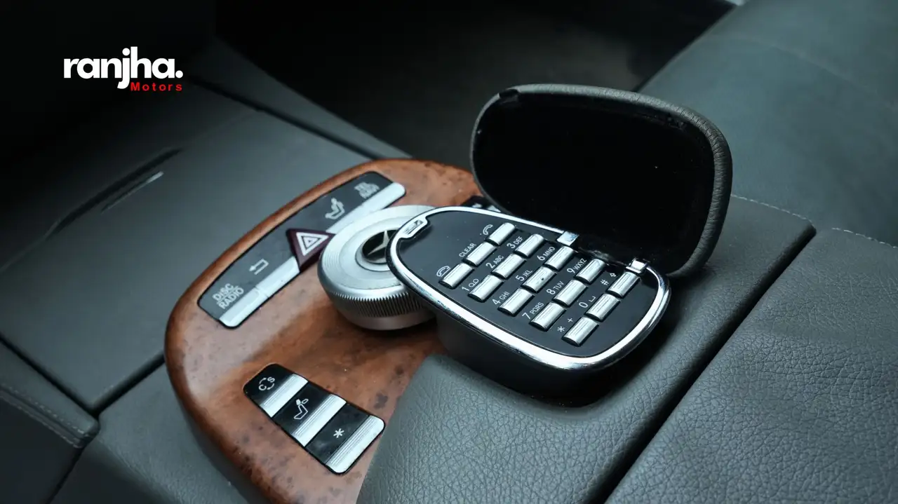 Mercedes-Benz S-Class снимка Mercedes-Benz S-Class
