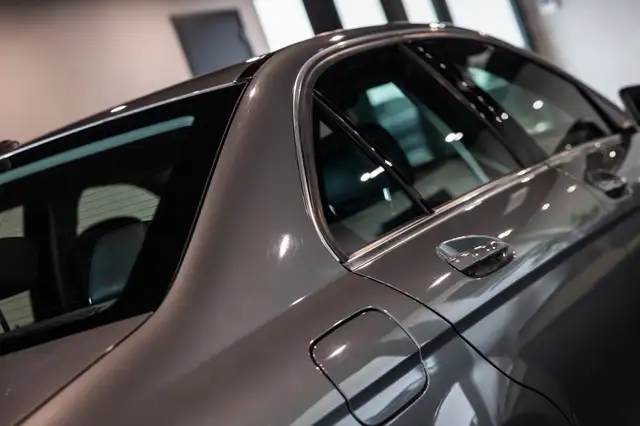 Mercedes-Benz C-Class view 12