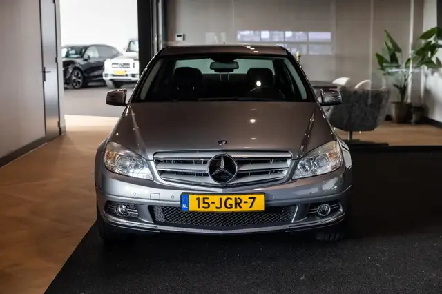 Mercedes-Benz C-Class view 8