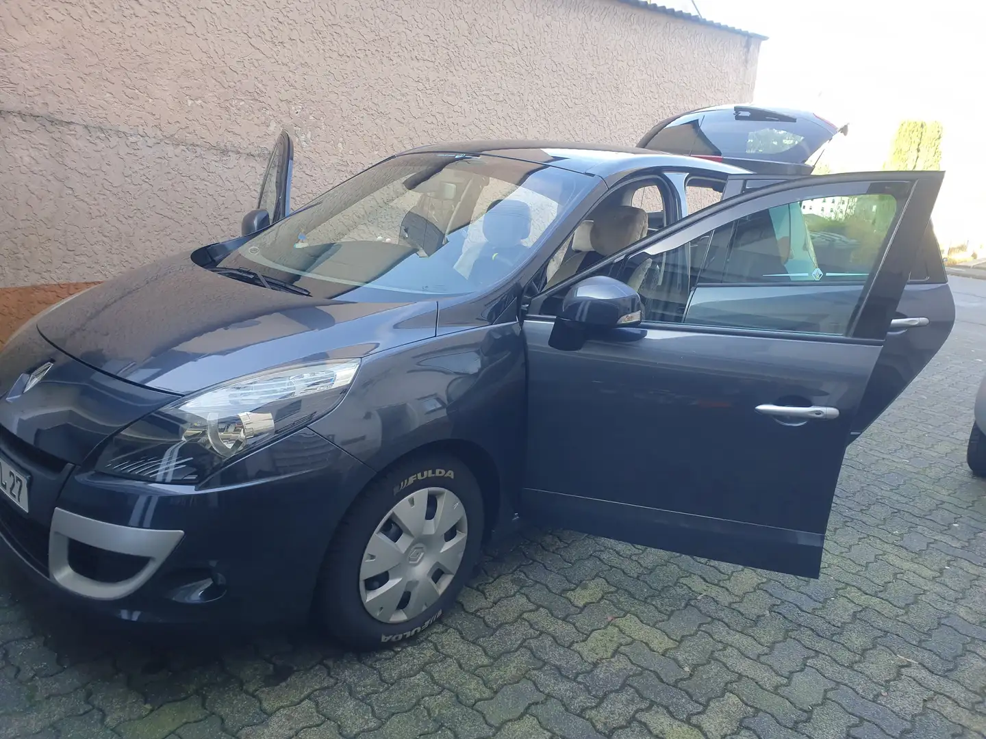 Renault Scenic Scenic TCe 130 Dynamique Černá - 1