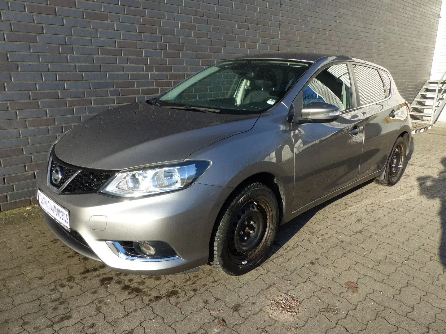 Nissan Pulsar N-Connecta Automatik/Kamera/Navi/Leder Grau - 2