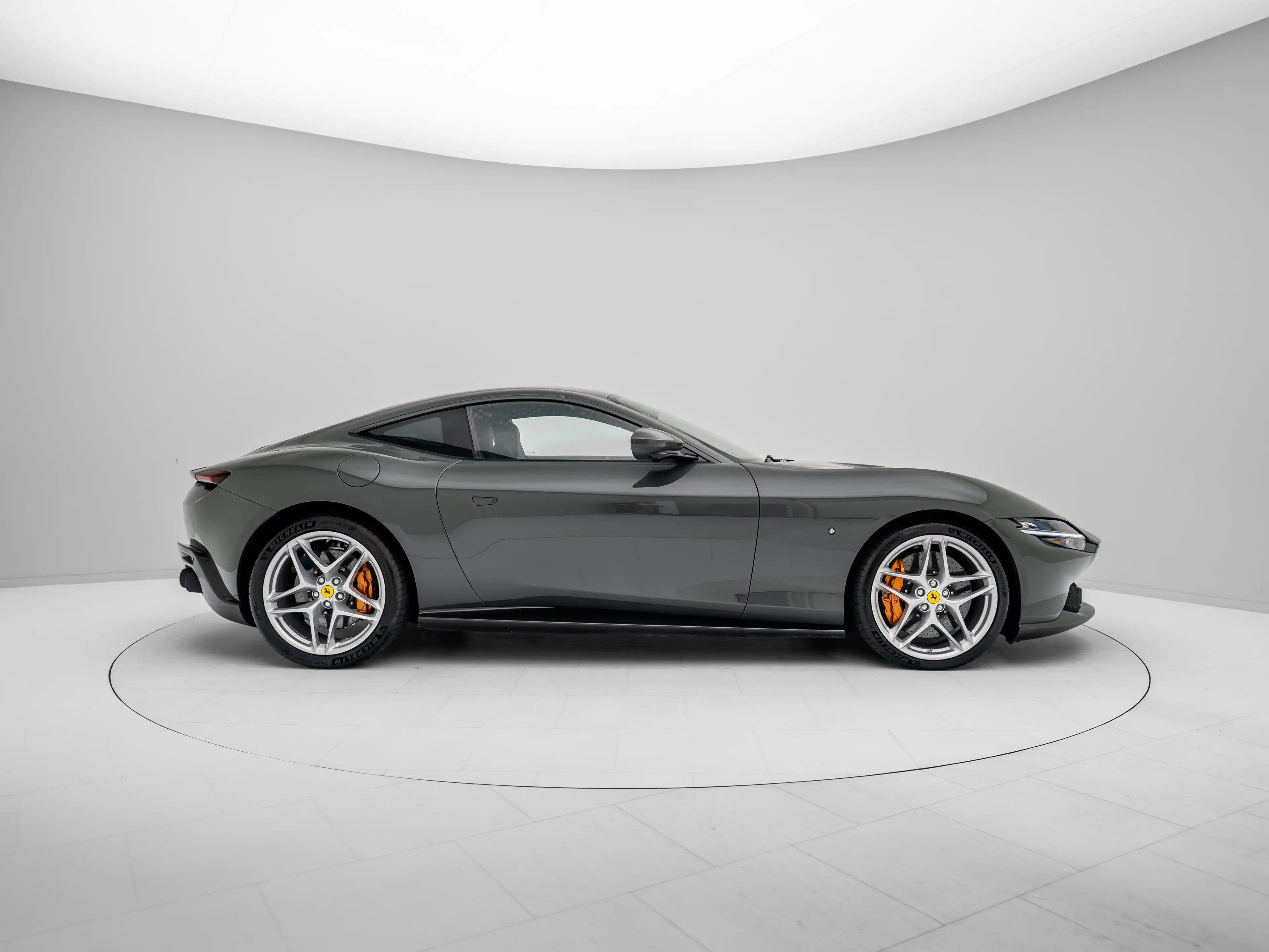 Ferrari Roma - FERRARI HAMBURG — photo 4