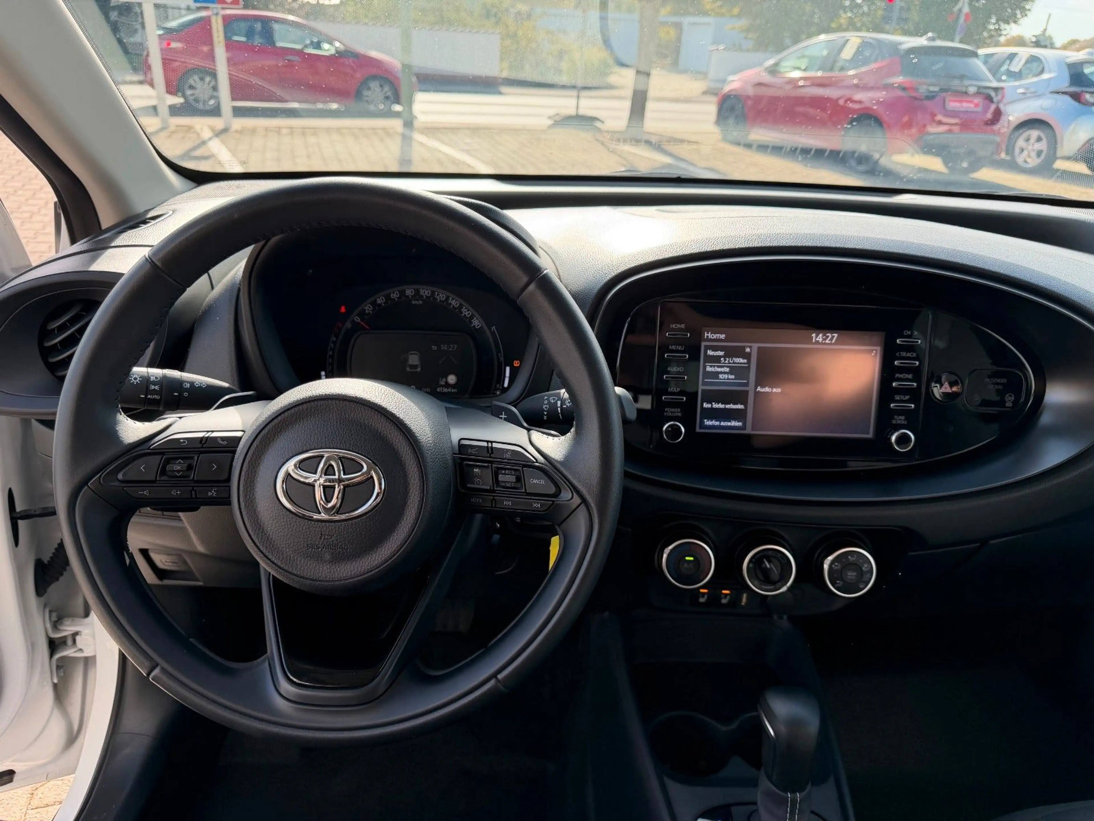 Toyota Aygo X Comfort 1.0l Automatik*Kamera,SHZ,ACC* — photo 11