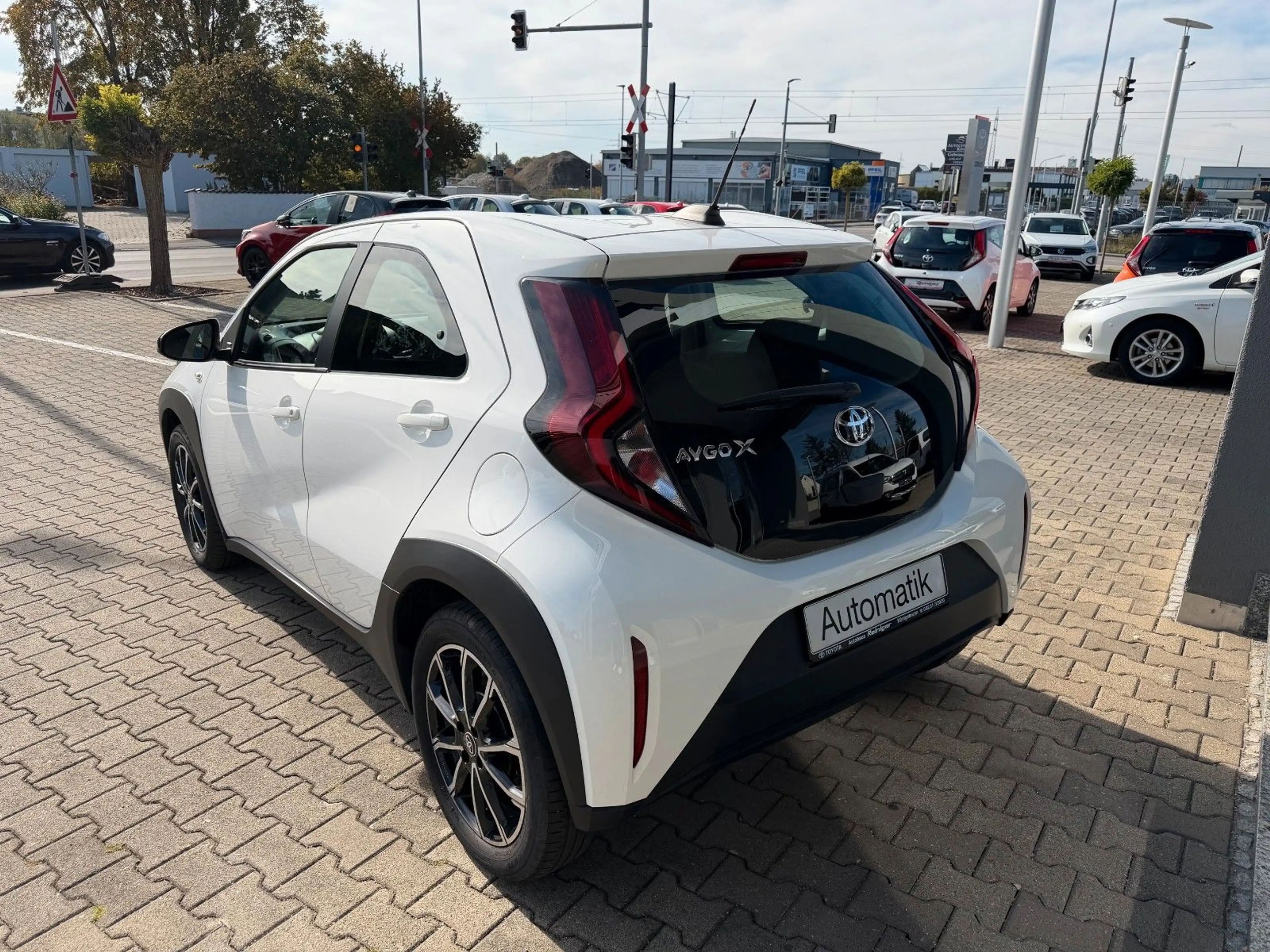 Toyota Aygo X Comfort 1.0l Automatik*Kamera,SHZ,ACC* — photo 8