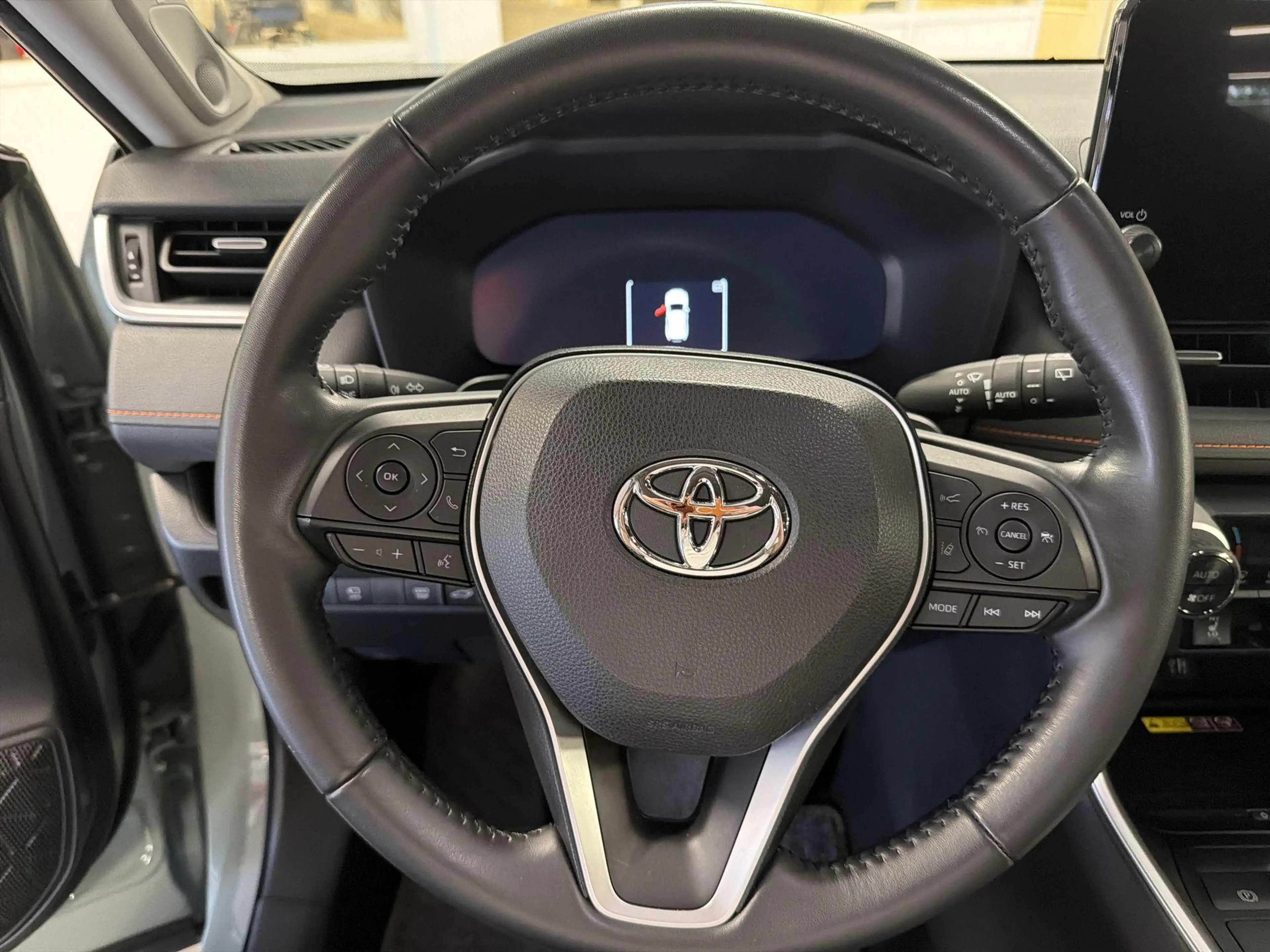 Toyota RAV 4 2.5 Hybrid AWD ADVENTURE | Bearlock | SCM certific — photo 12