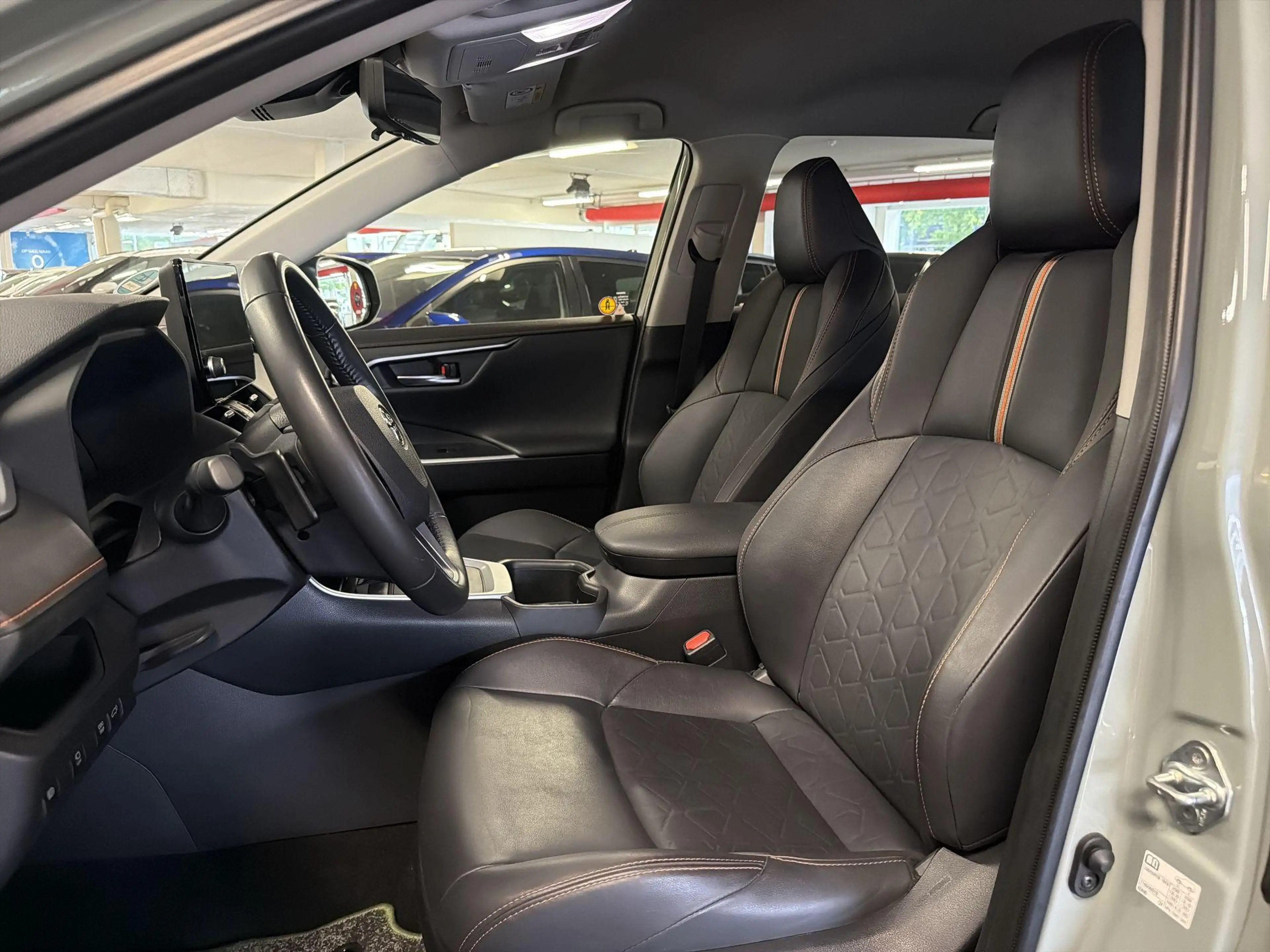 Toyota RAV 4 2.5 Hybrid AWD ADVENTURE | Bearlock | SCM certific — photo 14