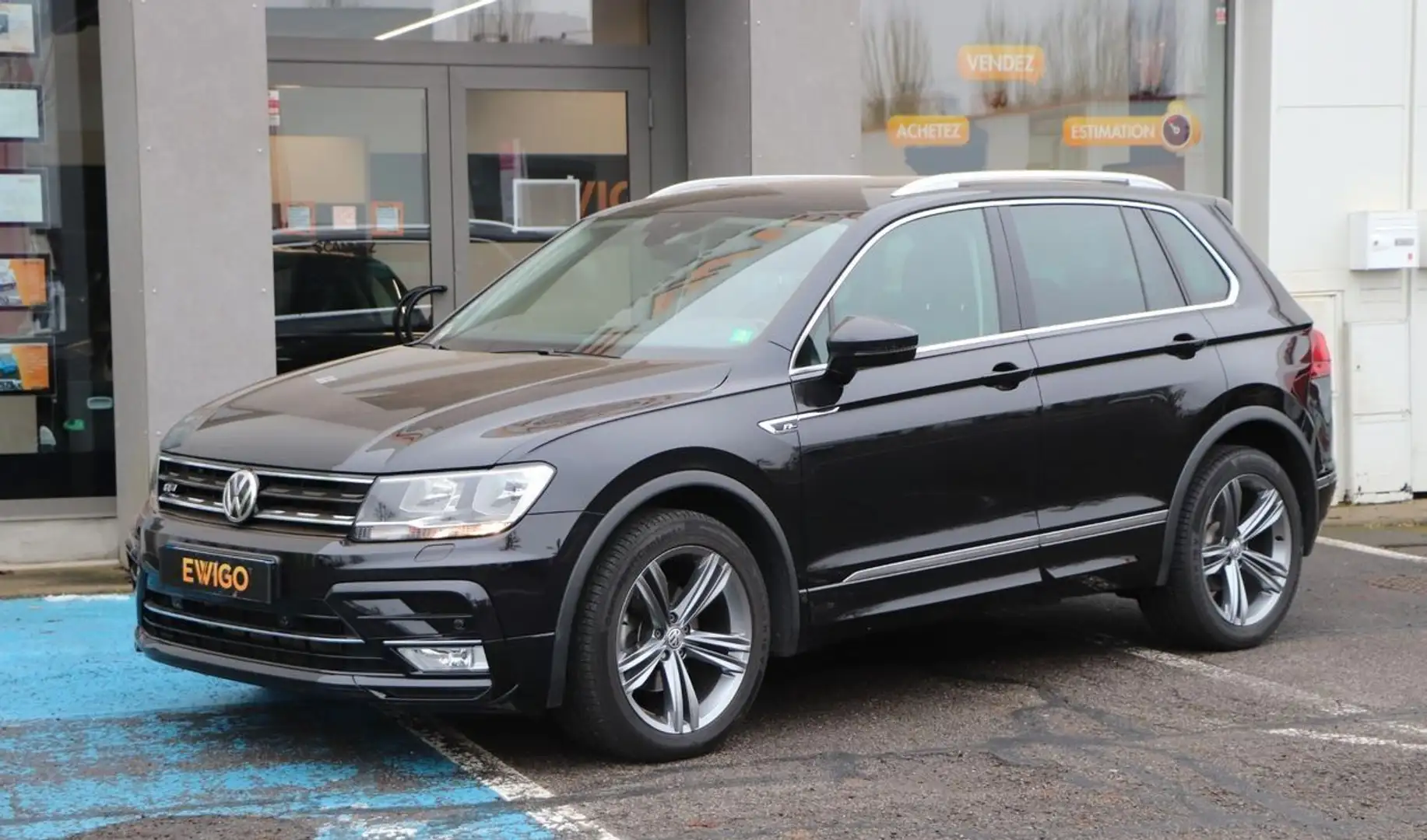Volkswagen Tiguan 2.0 tdi 150 r-line bva Schwarz - 1