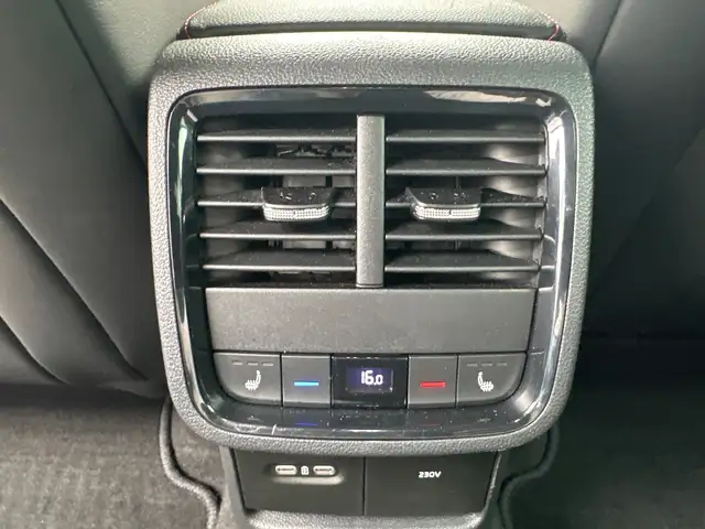 Skoda Octavia view 12