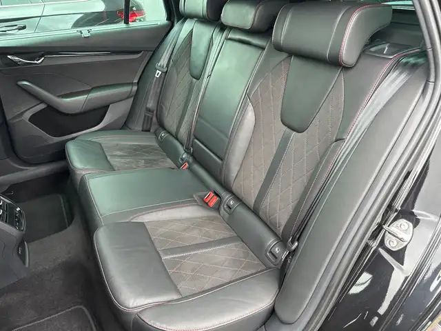 Skoda Octavia view 11