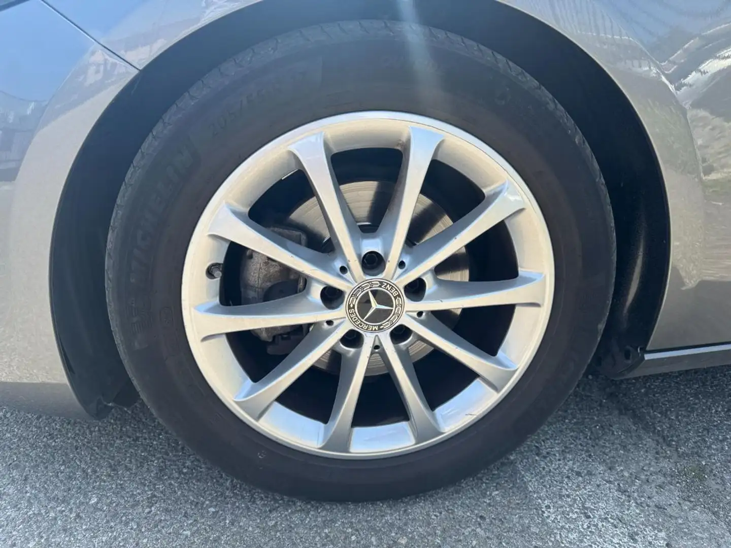 Mercedes-Benz A 180 Automatic Sport   **NEOPATENTATI** Gris - 2