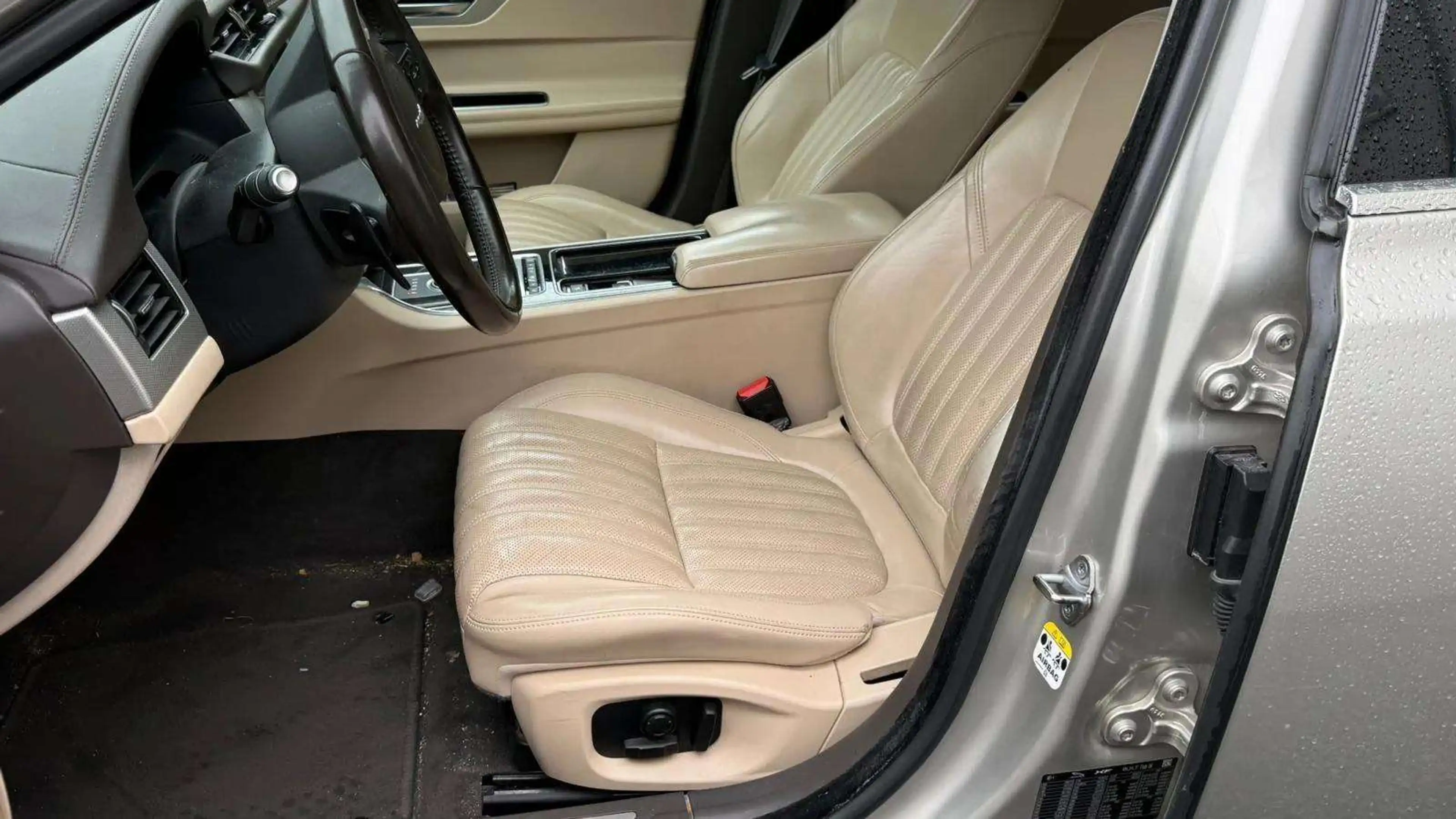 Jaguar XF @SERVICARS-LASNE-PORTFOLIO-MERIDIAN-FULL-OPTION-GARANTIE-12-MOIS — photo 8