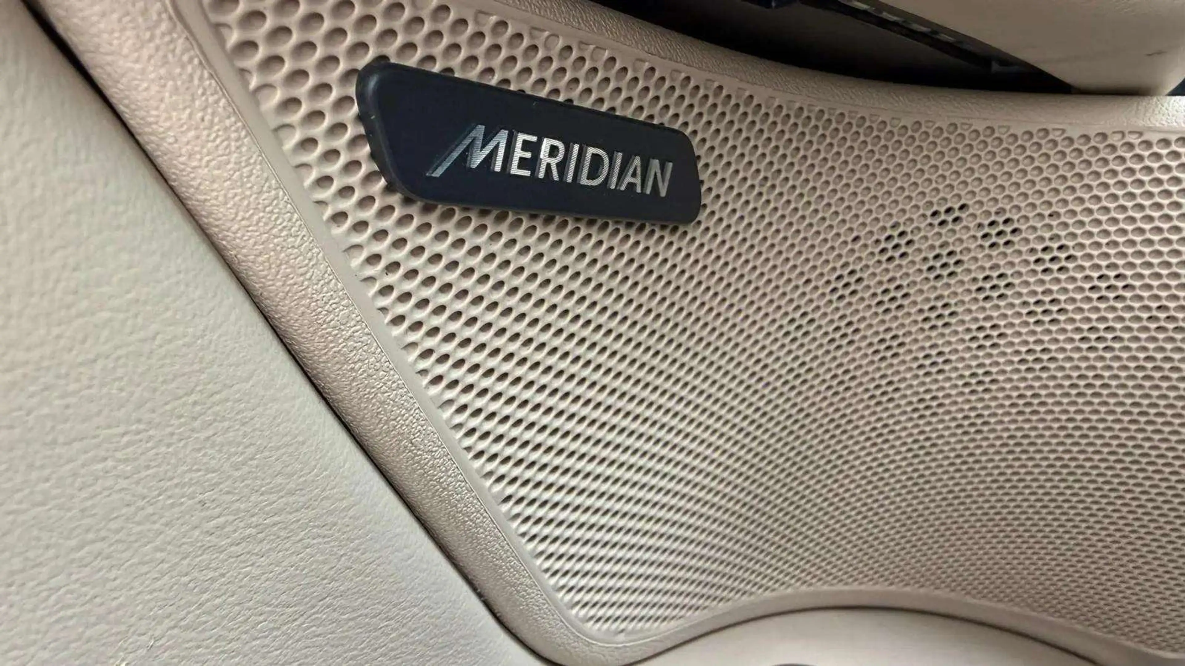 Jaguar XF @SERVICARS-LASNE-PORTFOLIO-MERIDIAN-FULL-OPTION-GARANTIE-12-MOIS — photo 10