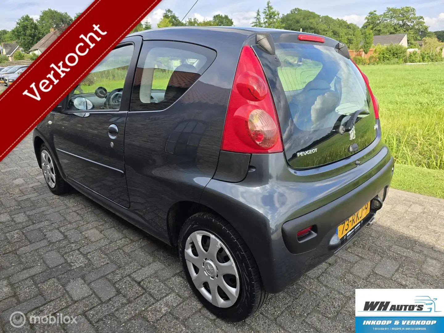 Peugeot 107 1.0-12V XS Elekt pakket en Airco Grijs - 2