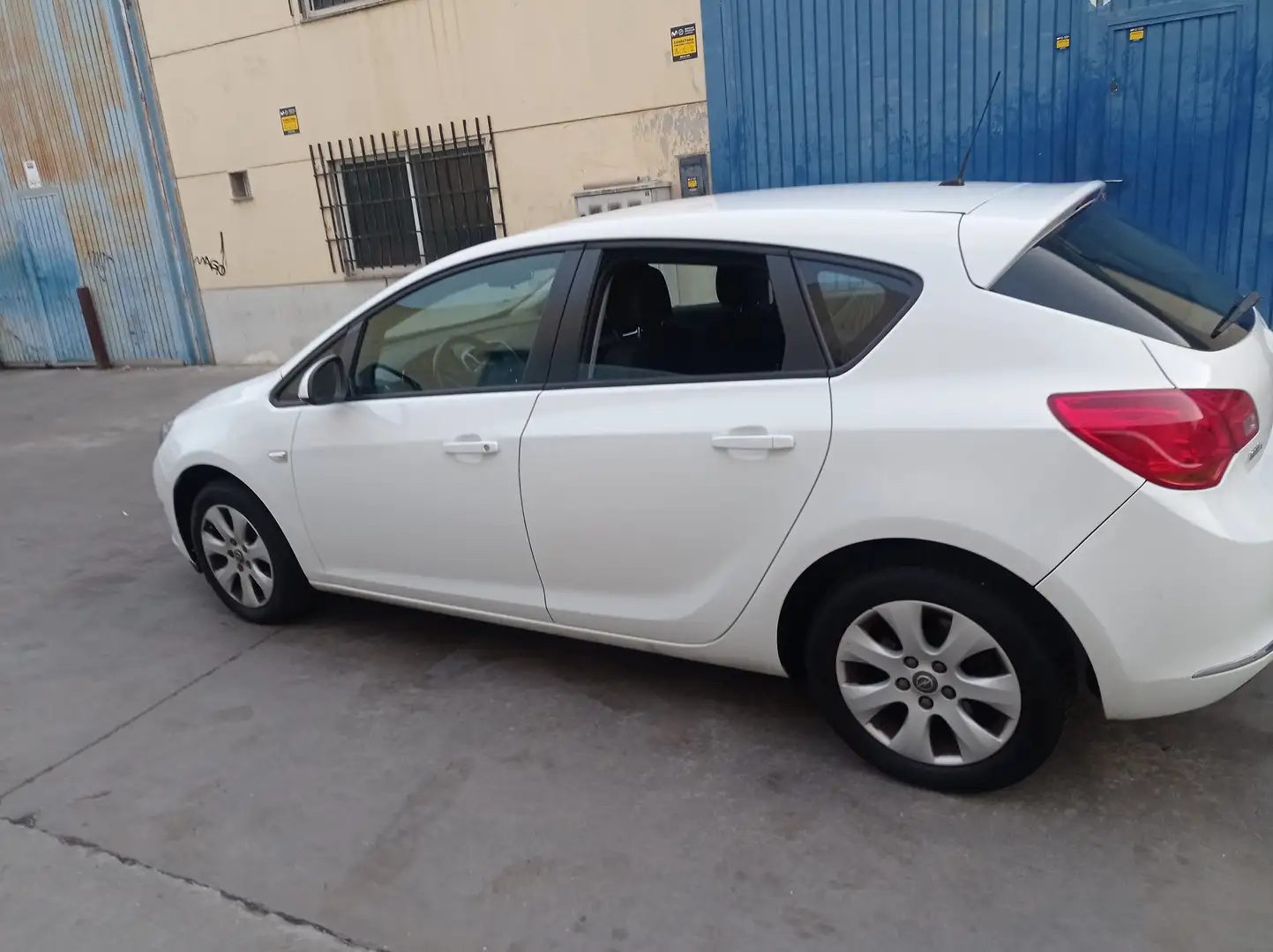 Opel Astra 1.6CDTi S/S Excellence 136 Blanco - 1